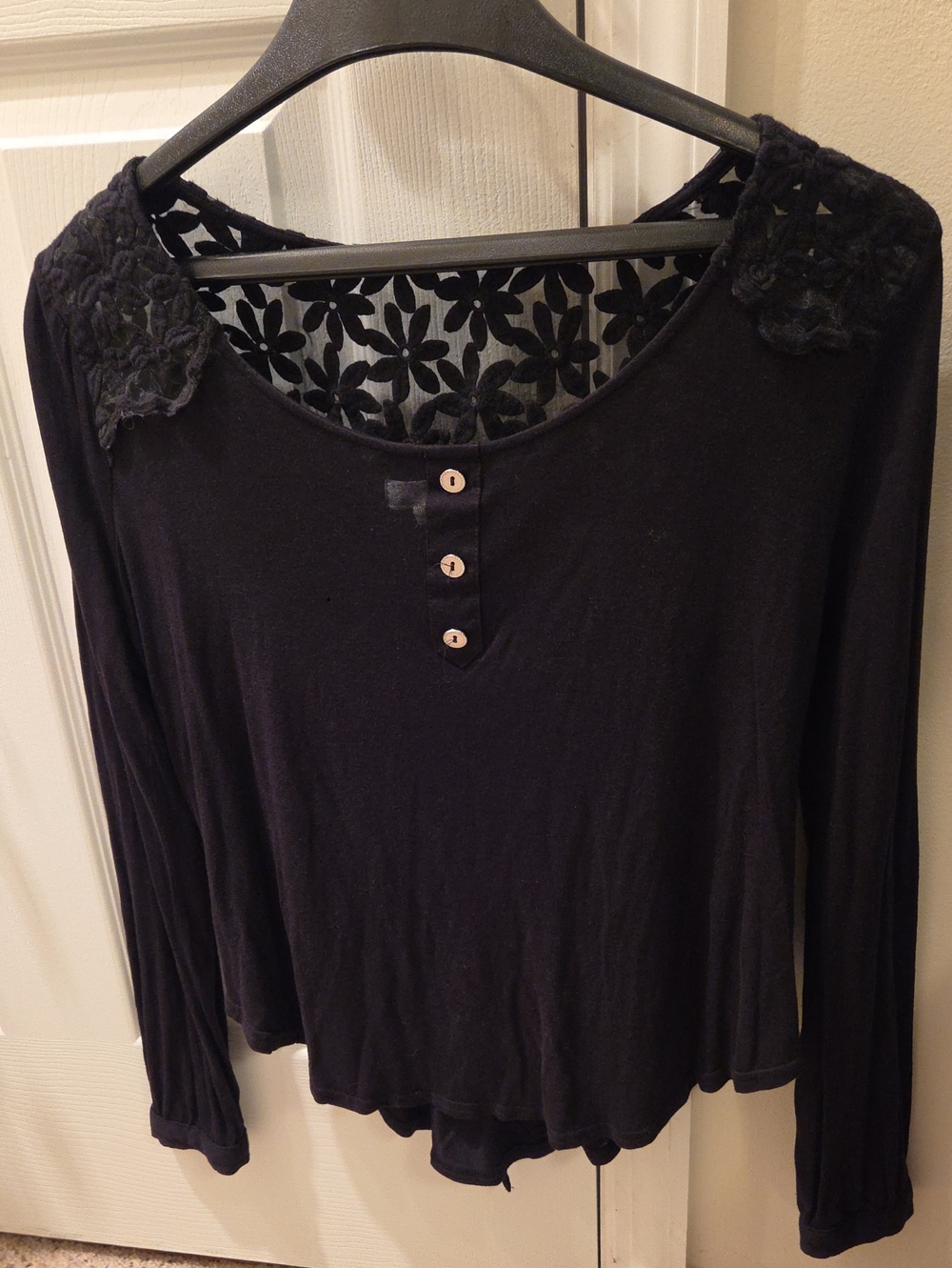 Mine Floral Lace Neck Long Sleeve Black Medium